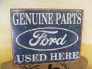 T1422 　Ford Parts Used Here